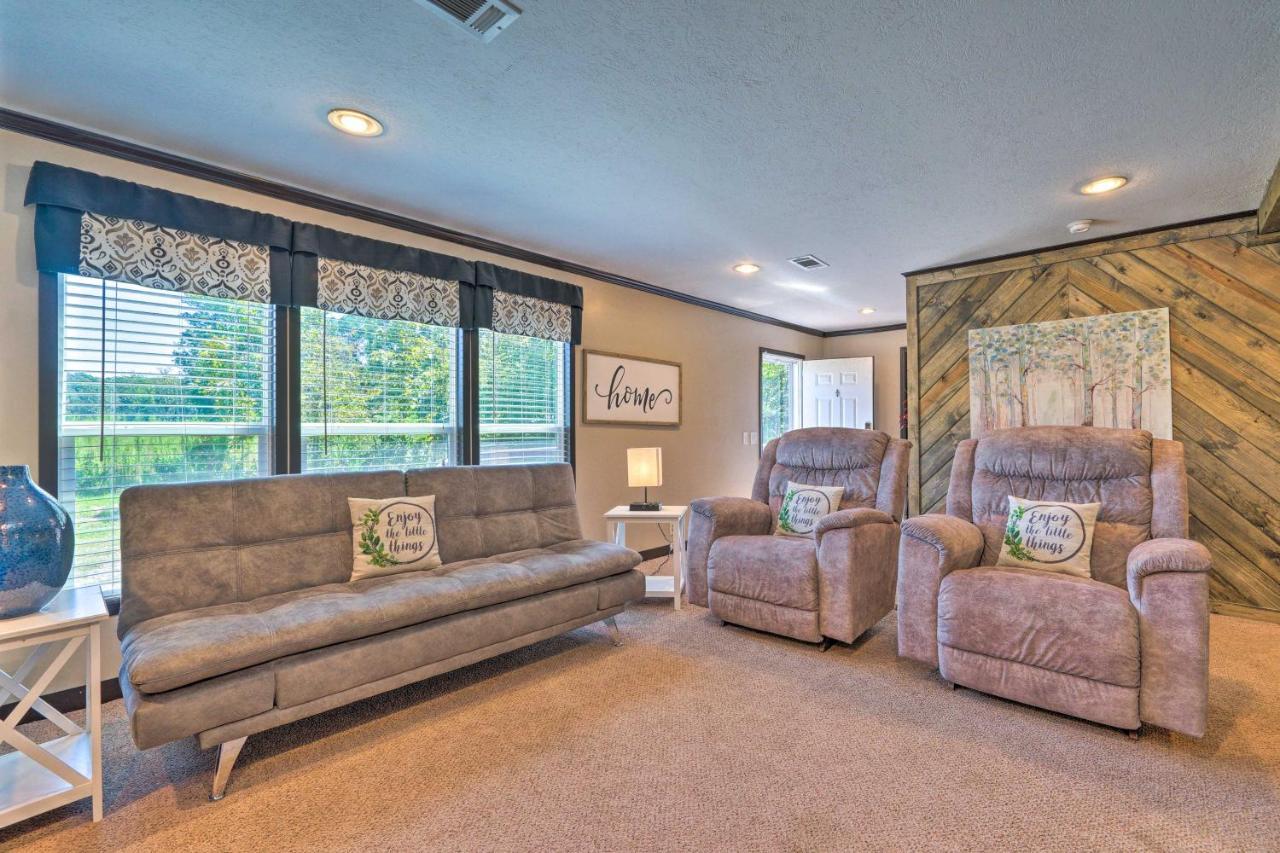 Pet-Friendly Home With Pool In Broken Bow! Екстер'єр фото