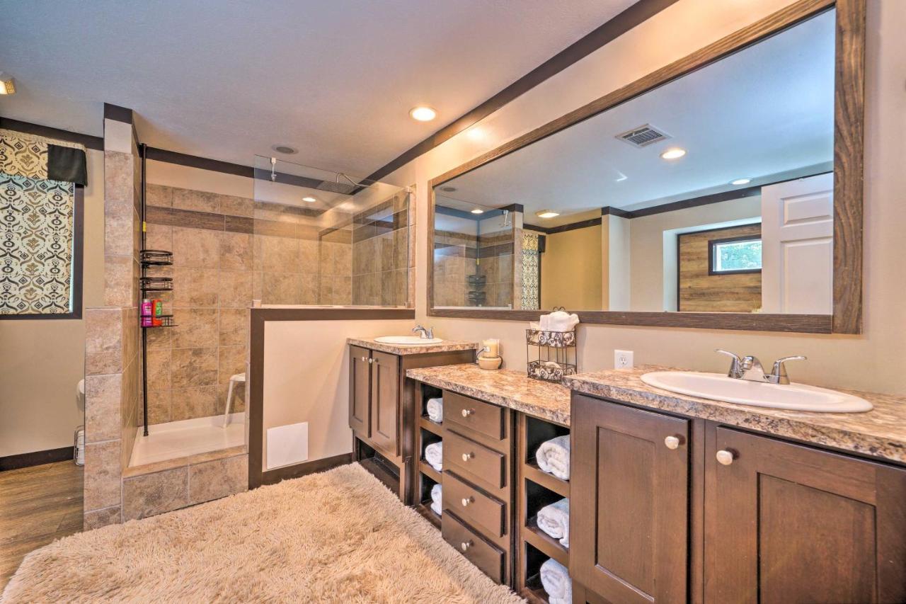 Pet-Friendly Home With Pool In Broken Bow! Екстер'єр фото
