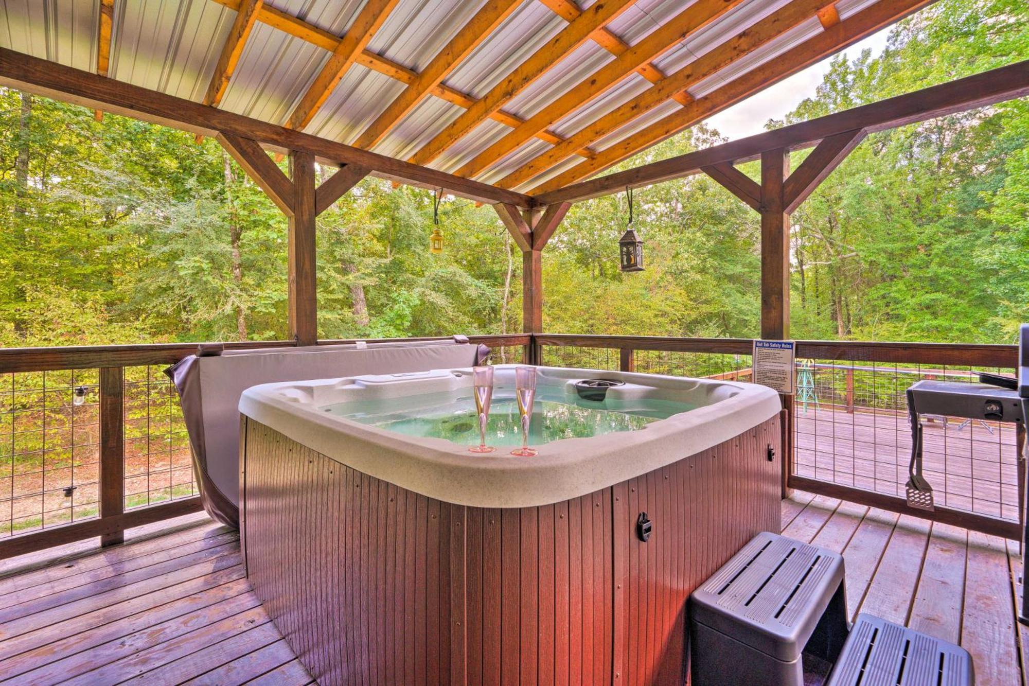 Pet-Friendly Home With Pool In Broken Bow! Екстер'єр фото